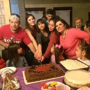 Meet your Posher, Esperanza